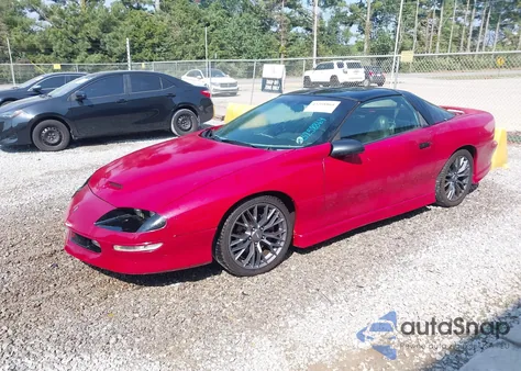 1995 Chevrolet Camaro Z28 z USA, uszkodzony, nr VIN 2G1FP22P1S2127538